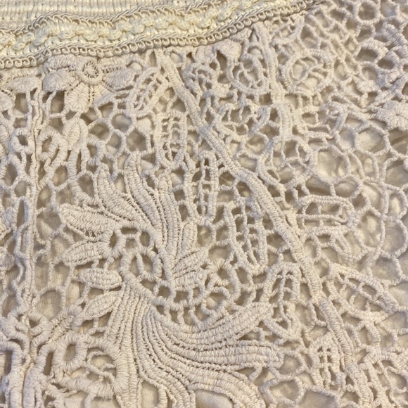 Mossimo Supply Co. lined crochet shorts. Size M. Cream color. - Picture 8 of 10